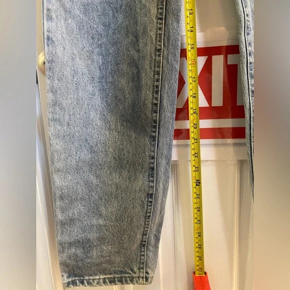 90’s Vintage Lee High-Waisted Acid Wash Mom Jeans 27 W— Grunge Retro Denim - Picture 11 of 12